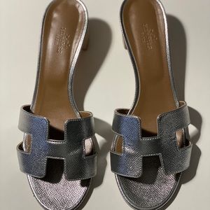 HERMÈS ORAN HEELED SANDALS